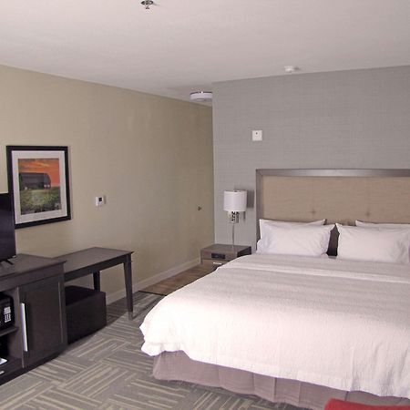 Hampton Inn Mcpherson Eksteriør bilde
