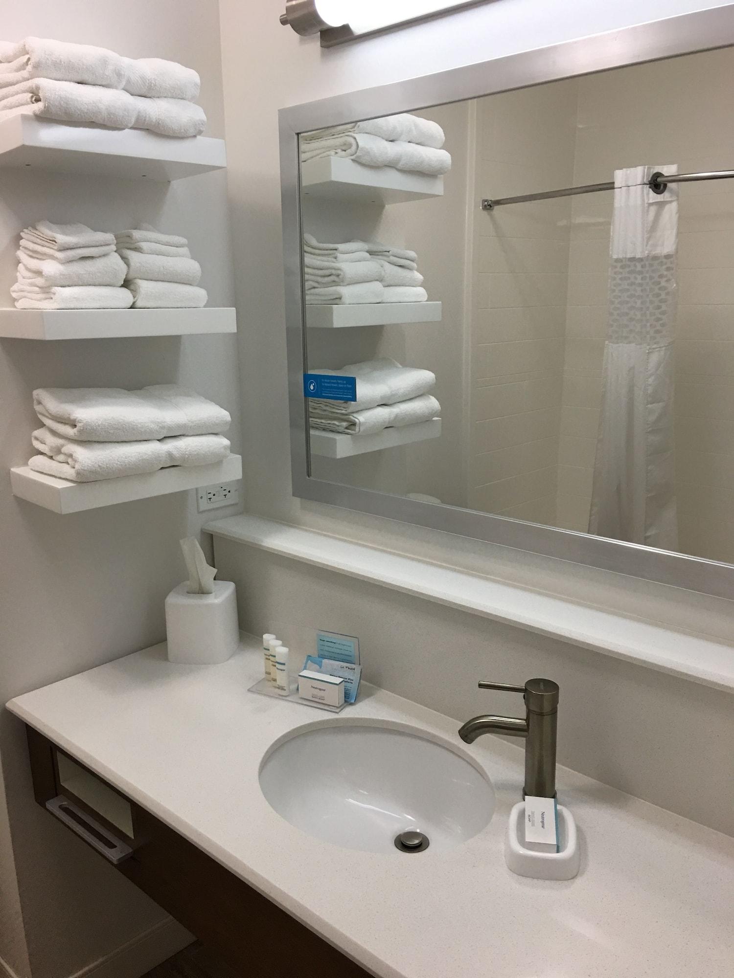 Hampton Inn Mcpherson Eksteriør bilde