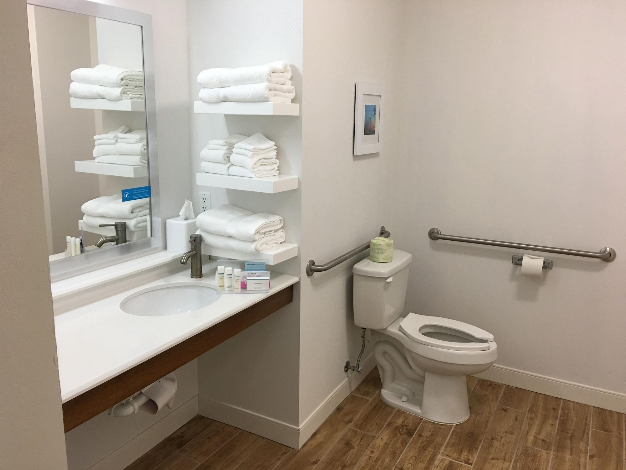 Hampton Inn Mcpherson Eksteriør bilde