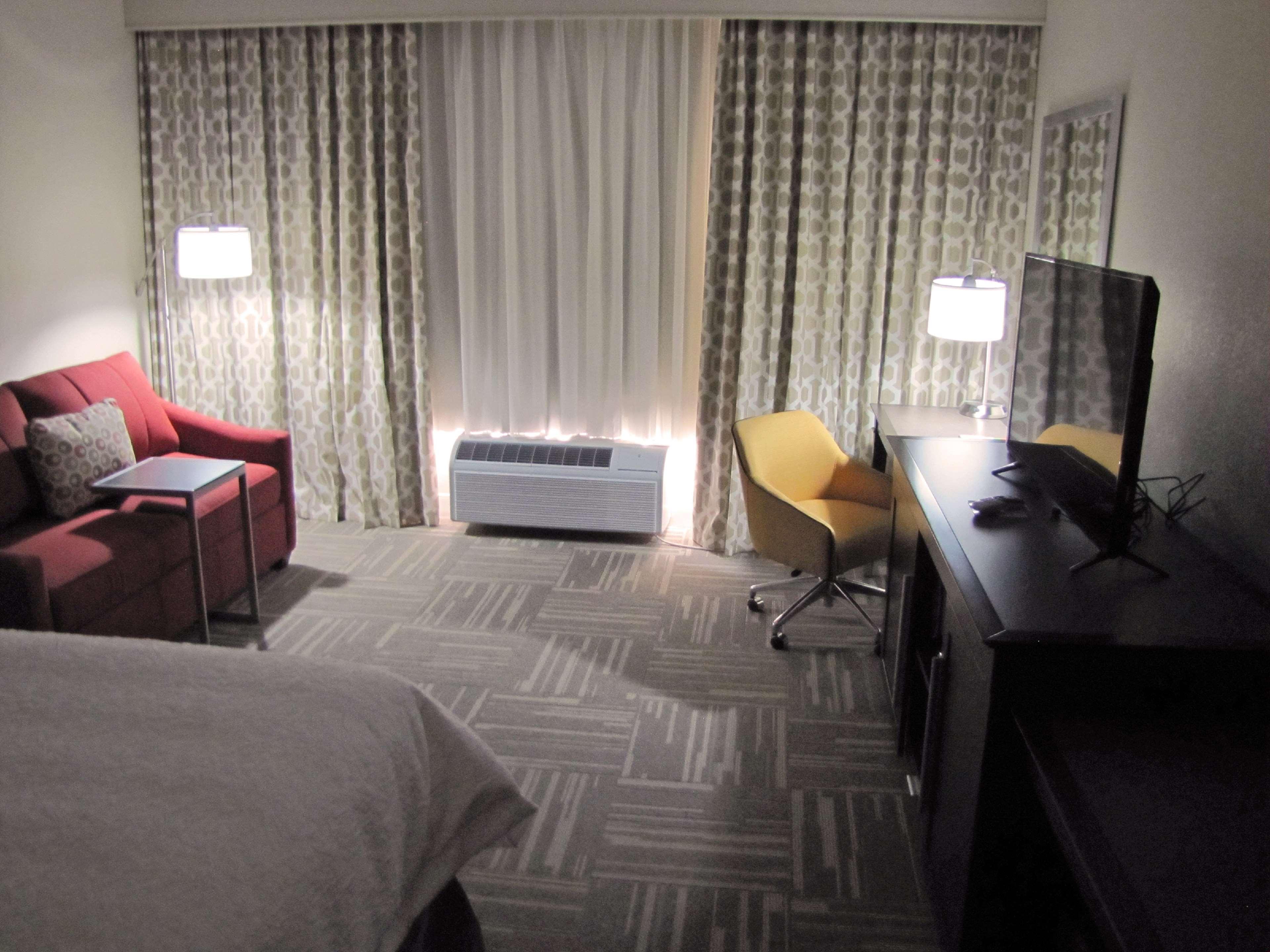 Hampton Inn Mcpherson Eksteriør bilde